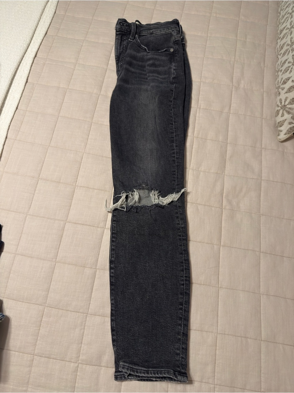 Madewell Black Distressed Skinny Jeans